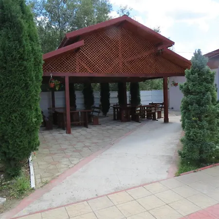 Pensiunea Cetina Guest house