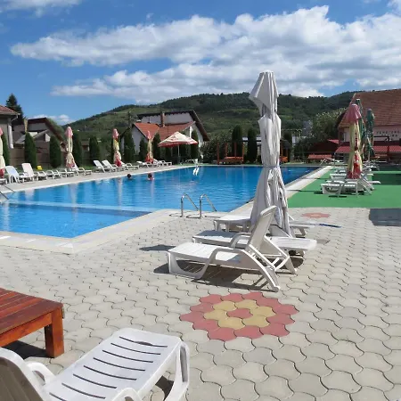 Guest house Pensiunea Cetina 2*